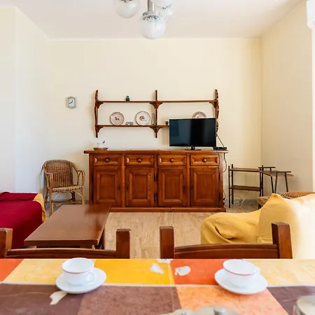 شقة Casa Di Nando Calandre Mare By Interhome